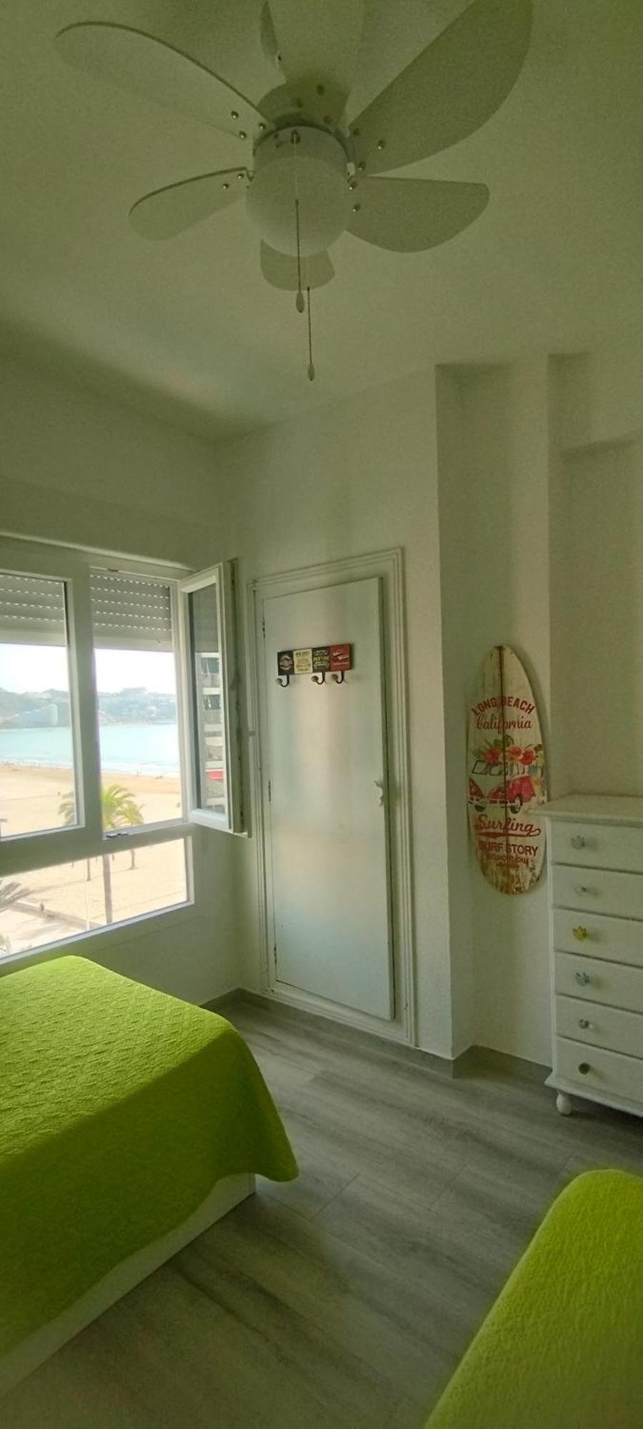 Primera Linea En Cullera Con Piscina. Inmejorables Vistas Bilik gambar
