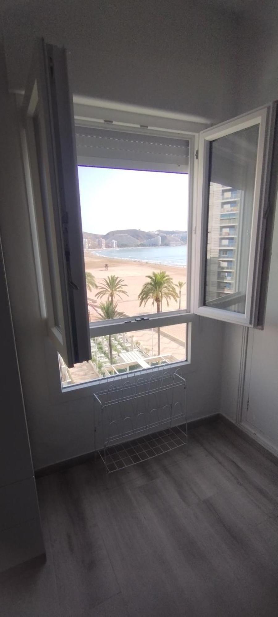 Primera Linea En Cullera Con Piscina. Inmejorables Vistas Bilik gambar